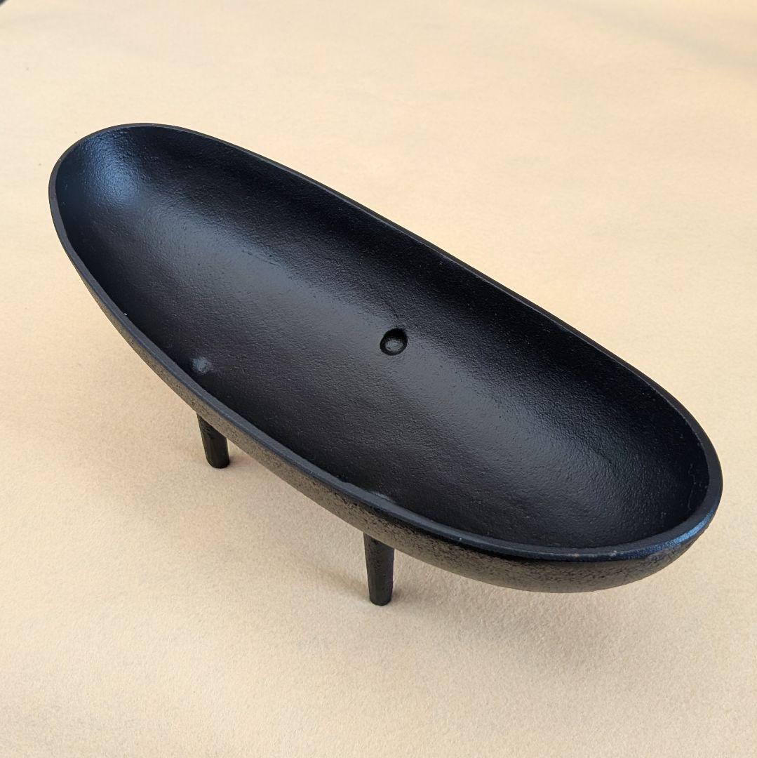 南部鉄器 水盤 三つ脚 鉄製 生け花 茶道 花器 伝統工芸 裏面刻印有り 南部鉄器 水盤 三つ脚 鉄製 生け花 茶道 花器 伝統工芸 裏面刻印有り